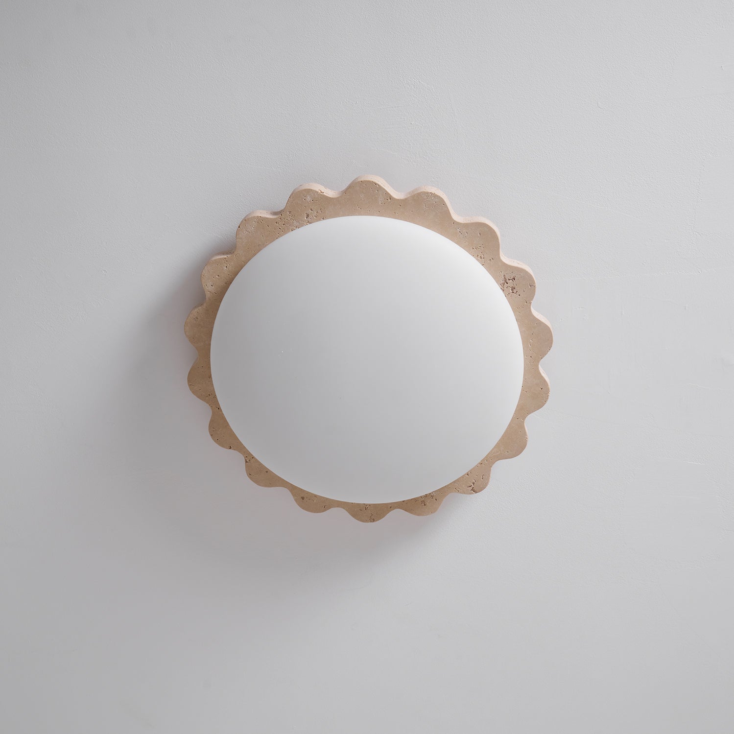 travertine-scallop-edge-ceiling-light-anzaz--25