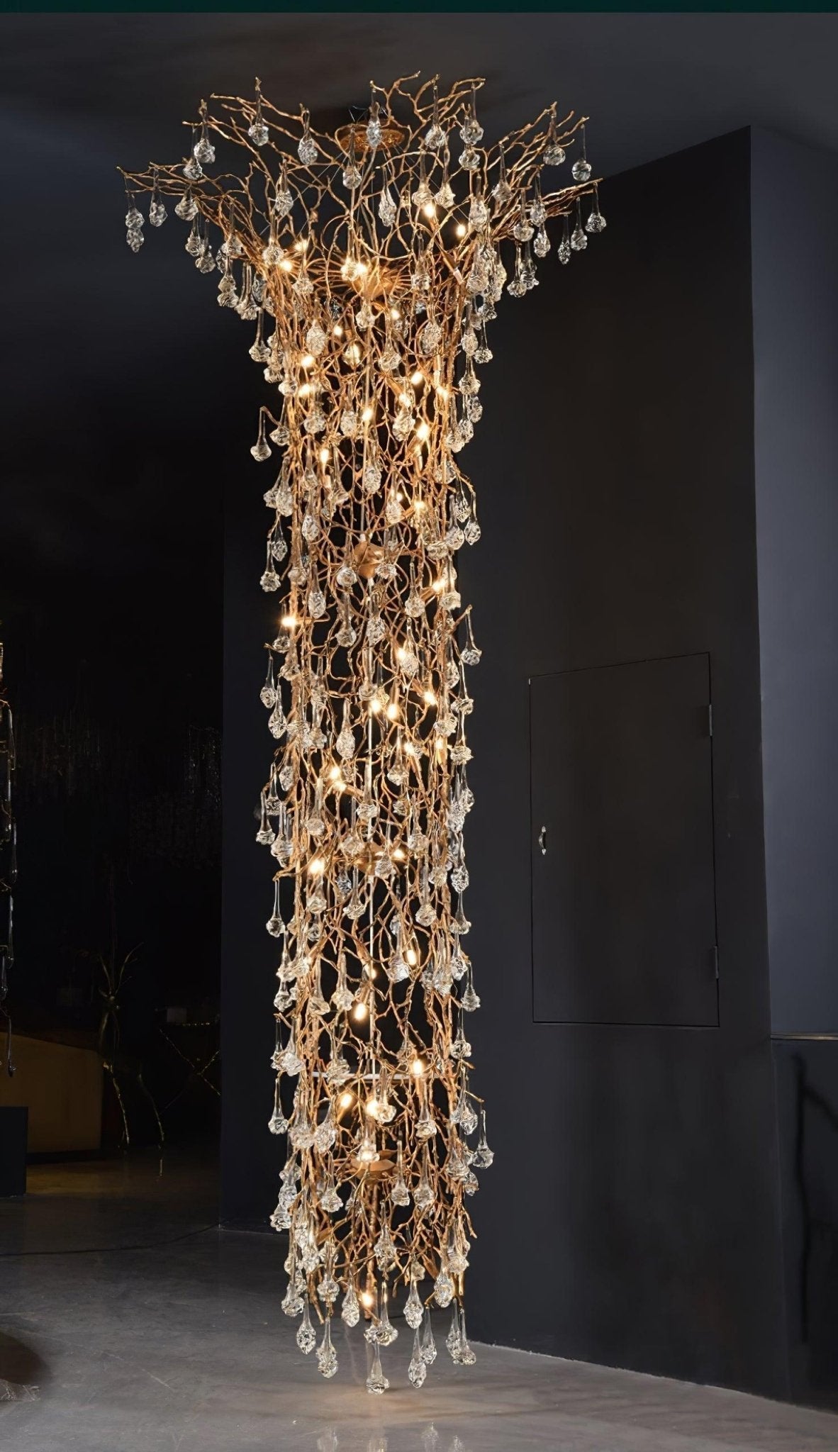 tree-branch-staircase-chandelier-anzaz--20