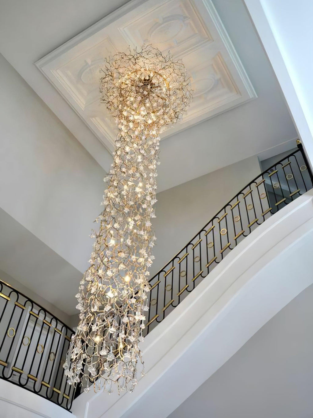 tree-branch-staircase-chandelier-anzaz--9