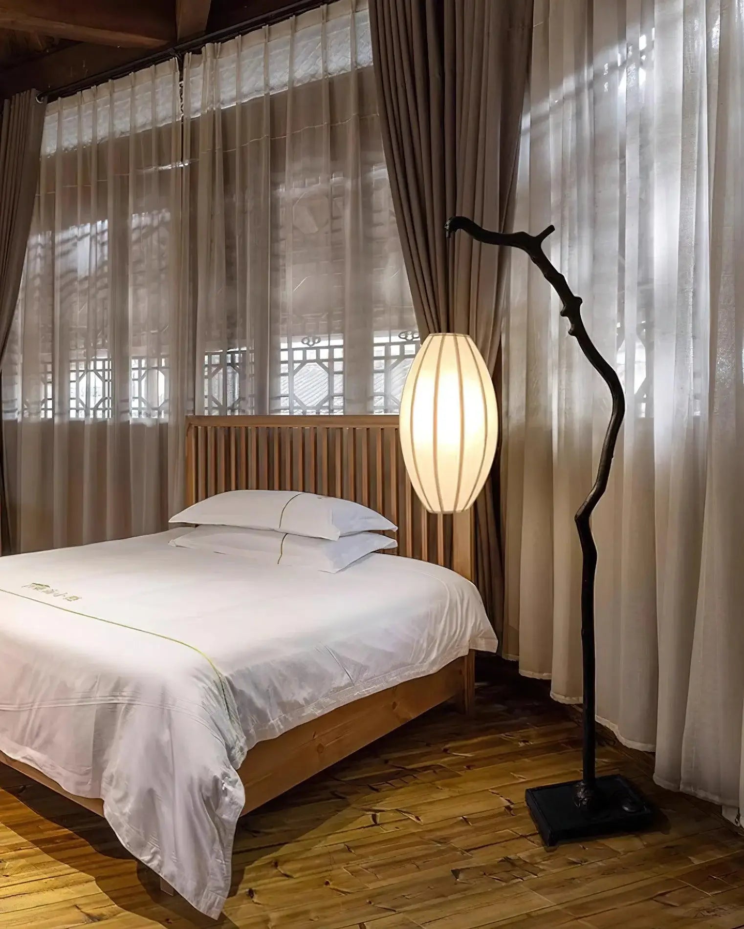 tree-lantern-floor-lamp-anzaz-Black & White-4