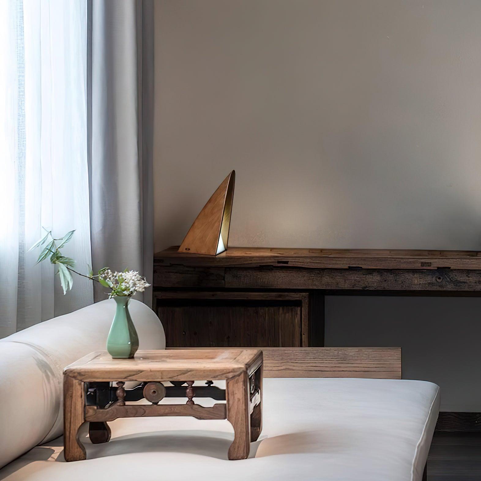 triangular-built-in-battery-table-lamp-anzaz-Walnut color-3
