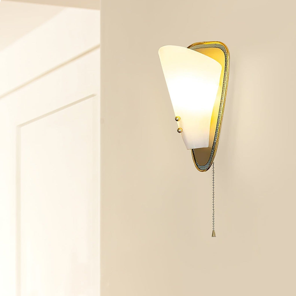 triangular-wall-lamp-anzaz--2