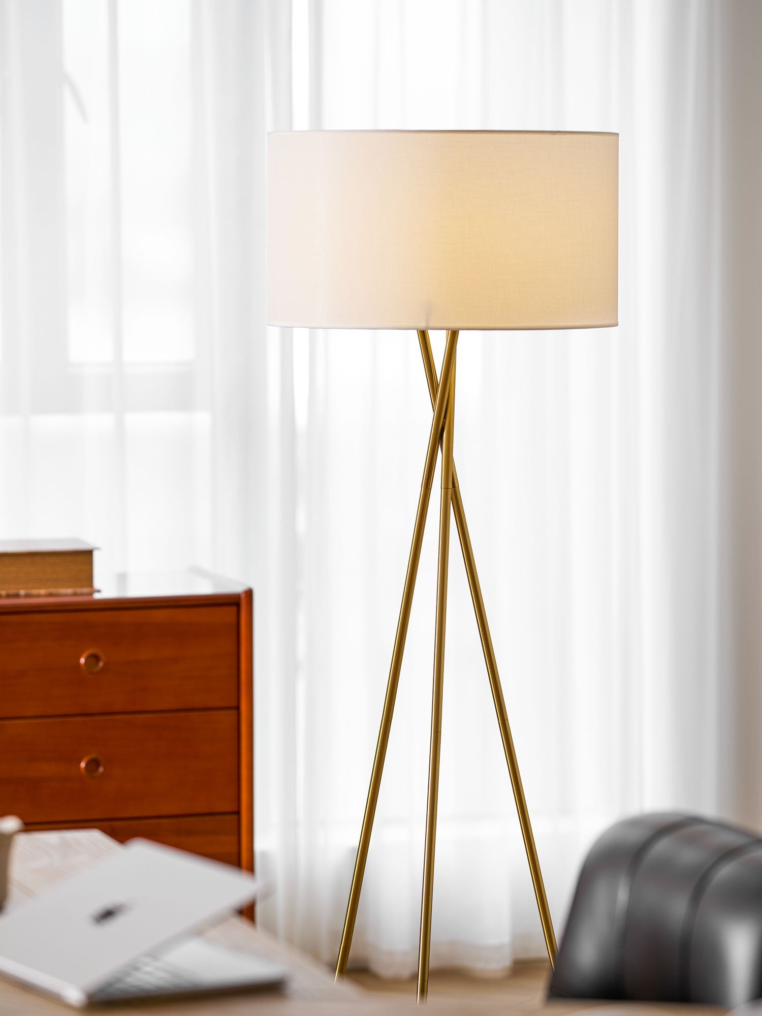 tripod-grace-floor-lamp-anzaz--17