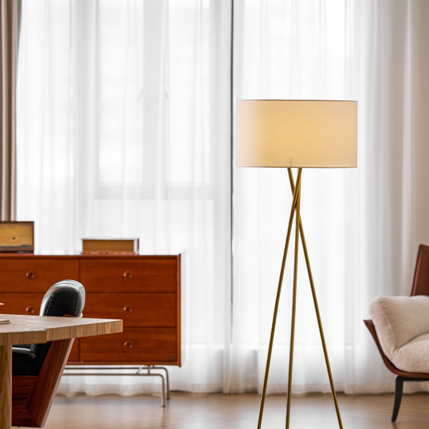 tripod-grace-floor-lamp-anzaz--18