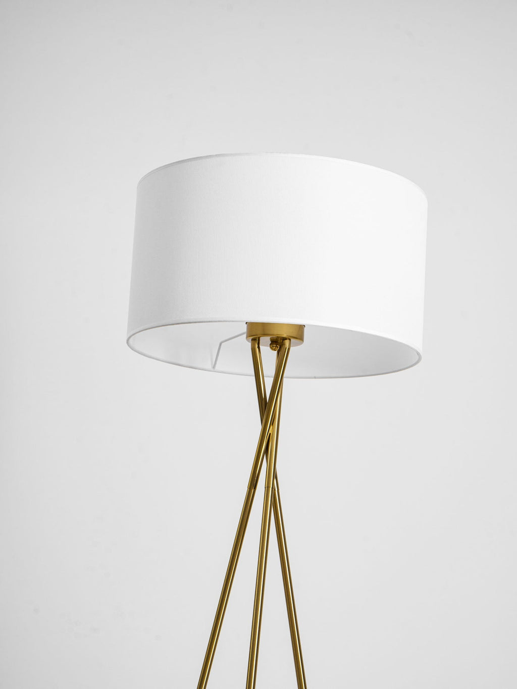 tripod-grace-floor-lamp-anzaz--22