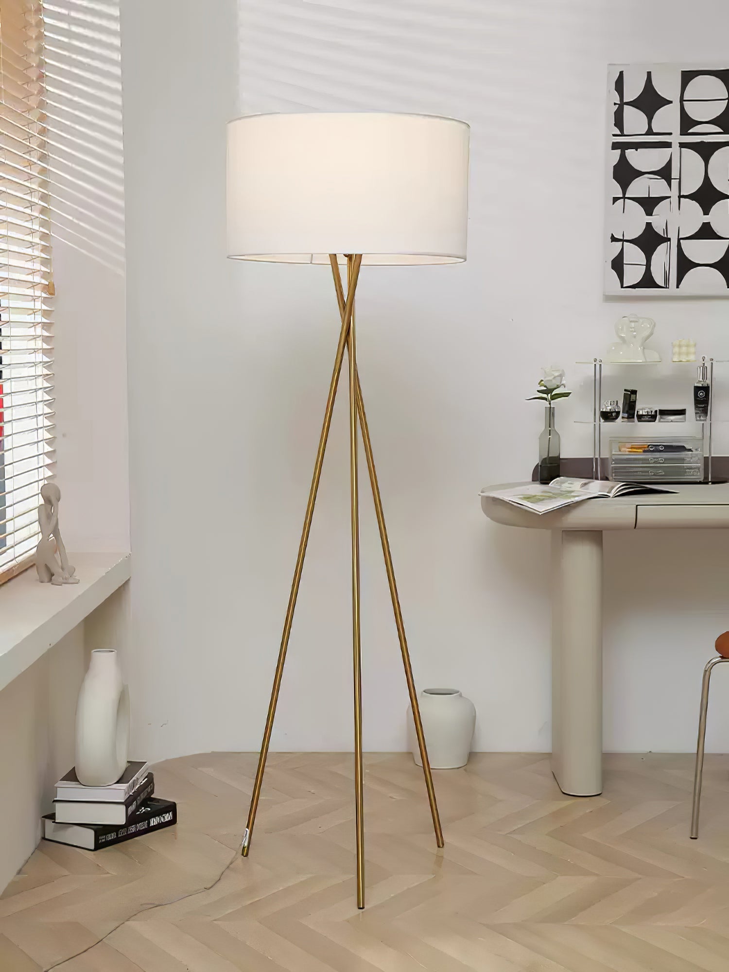 tripod-grace-floor-lamp-anzaz-Gold & White-3