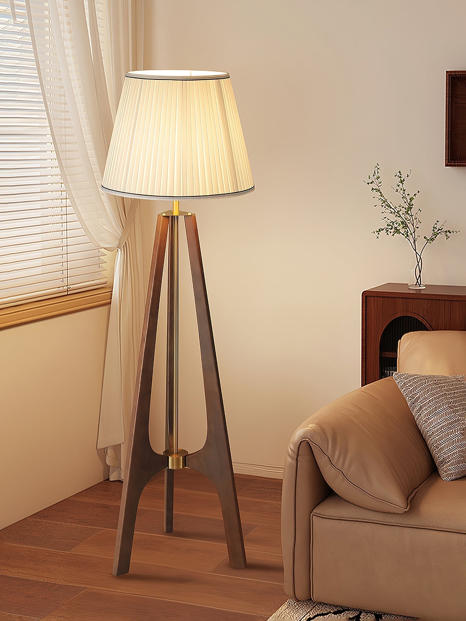 trivelle-tripod-floor-lamp-anzaz--5