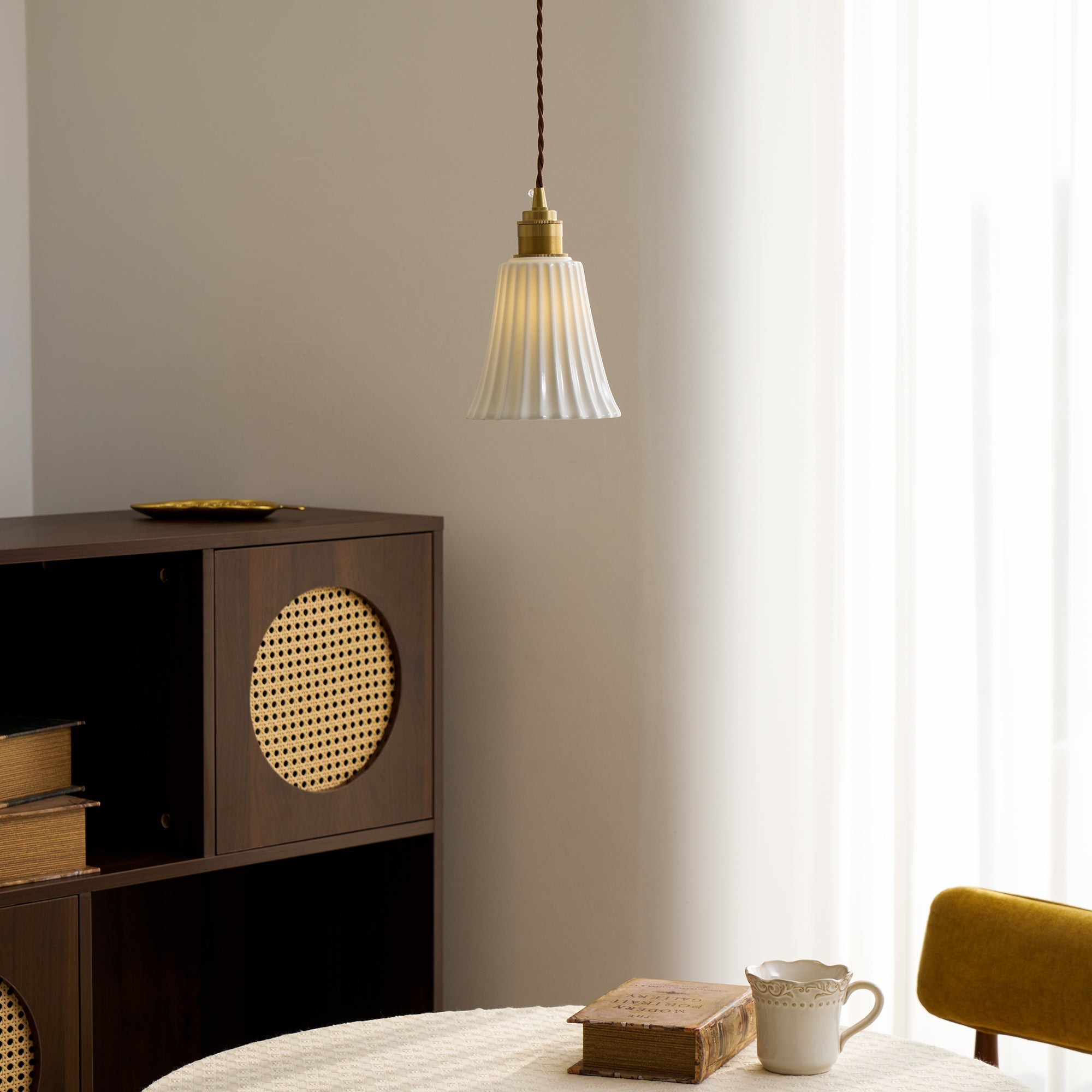 trumpet-ceramic-pendant-light-anzaz--55