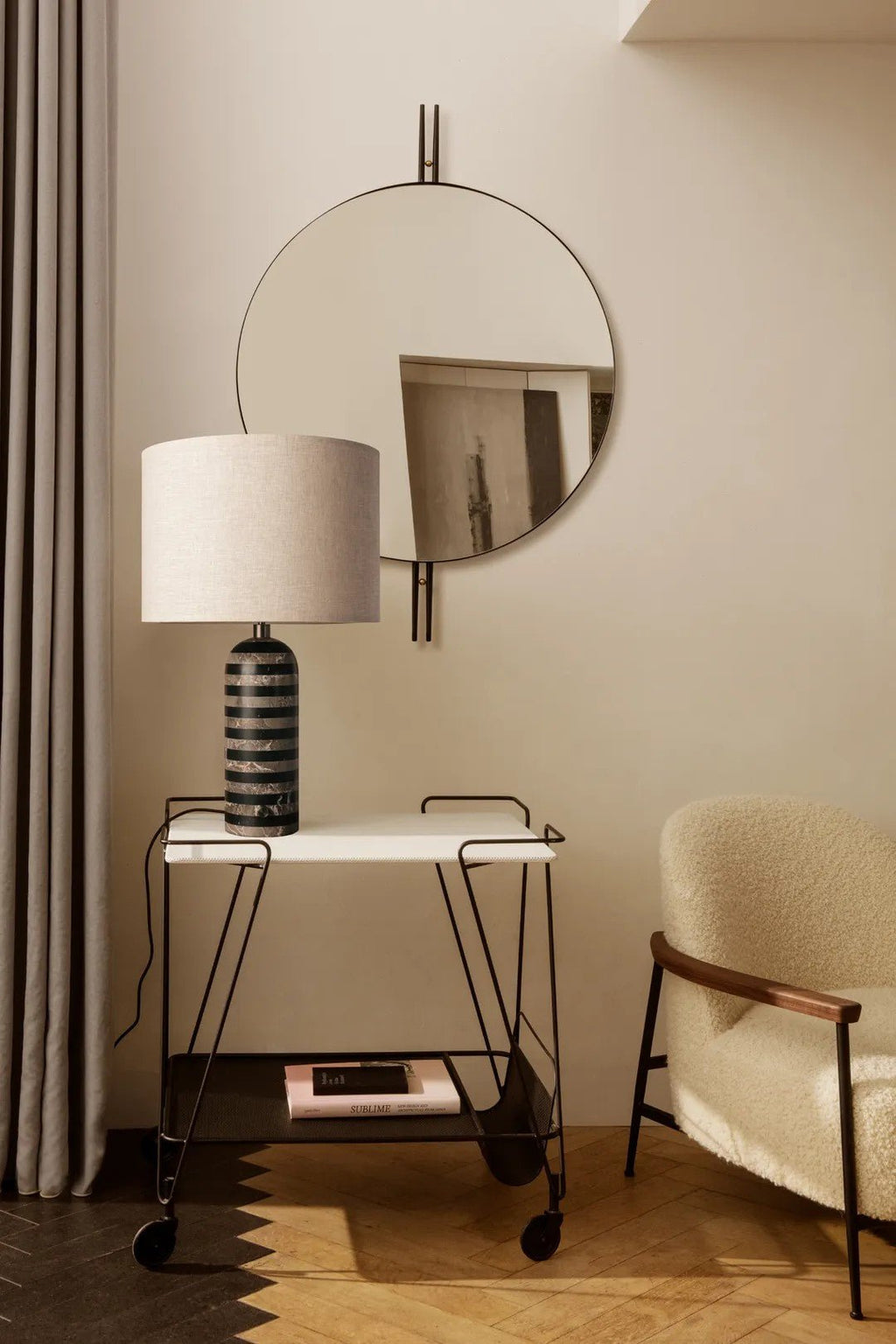 tuxedo-marble-table-lamp-anzaz--44