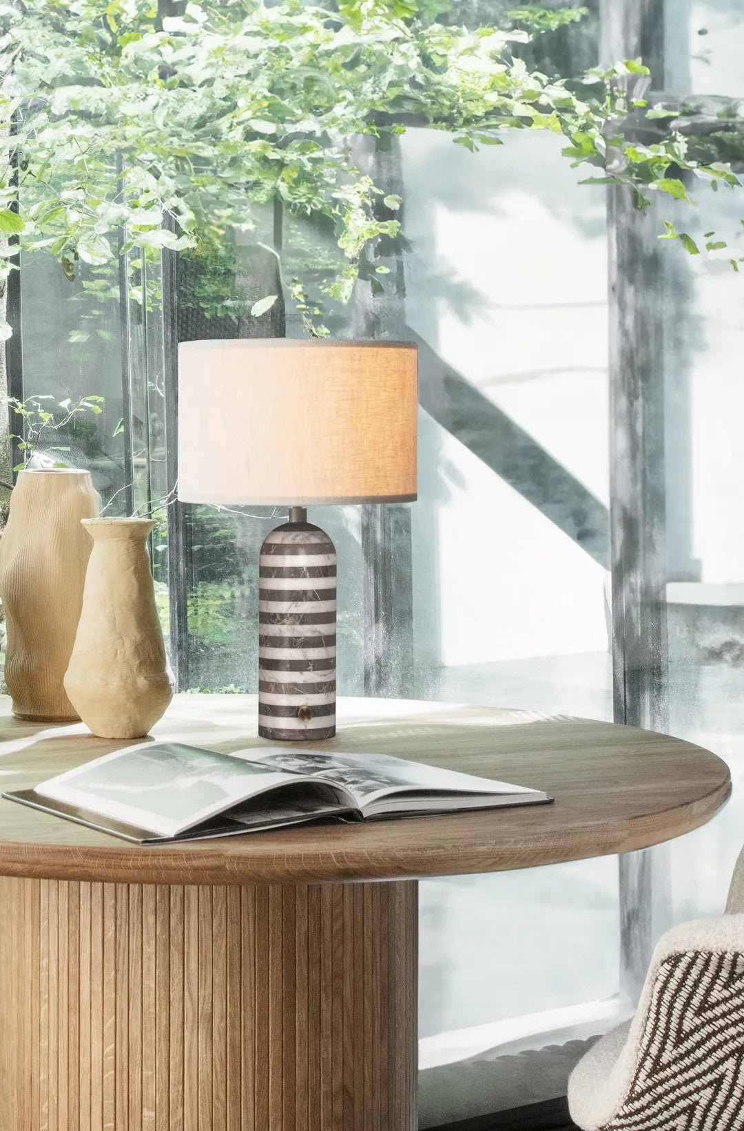 tuxedo-marble-table-lamp-anzaz--47