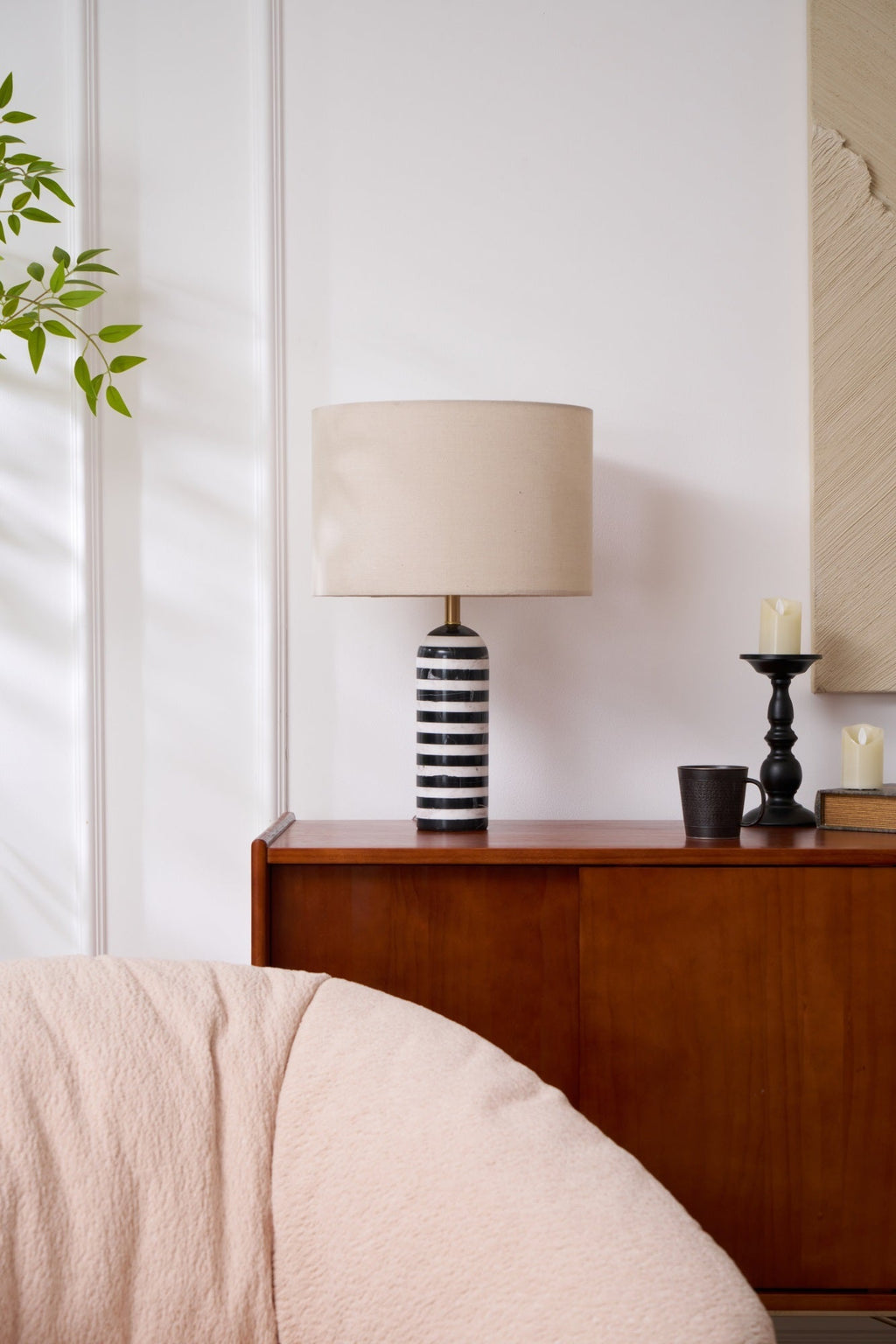 tuxedo-marble-table-lamp-anzaz--31