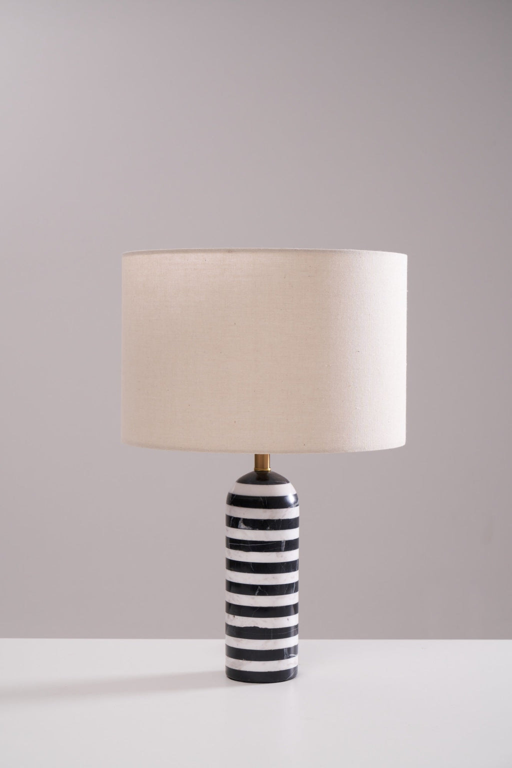 tuxedo-marble-table-lamp-anzaz--33