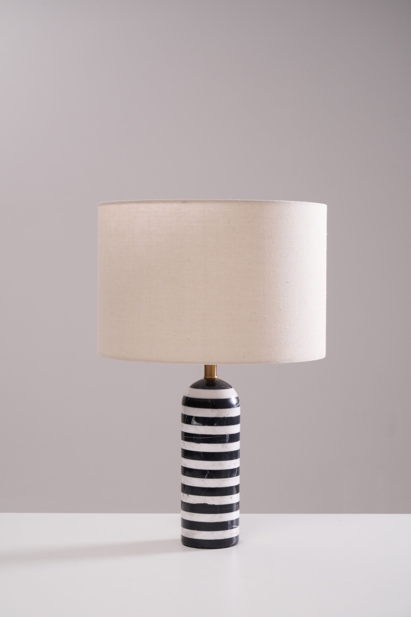 tuxedo-marble-table-lamp-anzaz--33