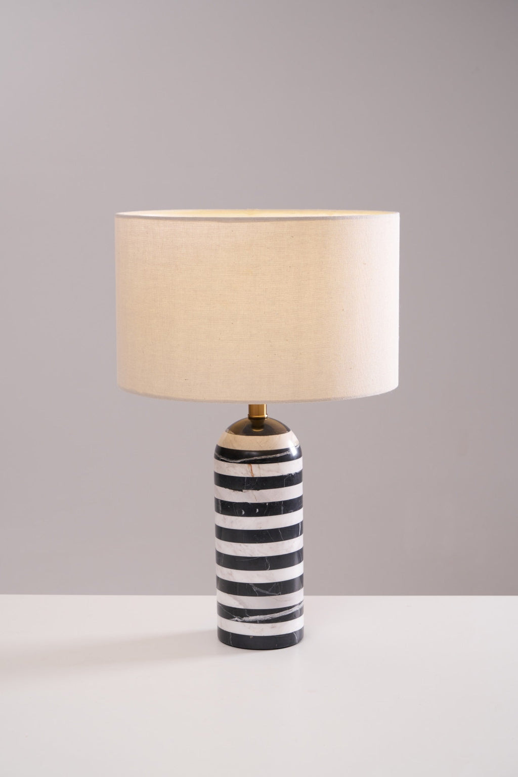 tuxedo-marble-table-lamp-anzaz--35