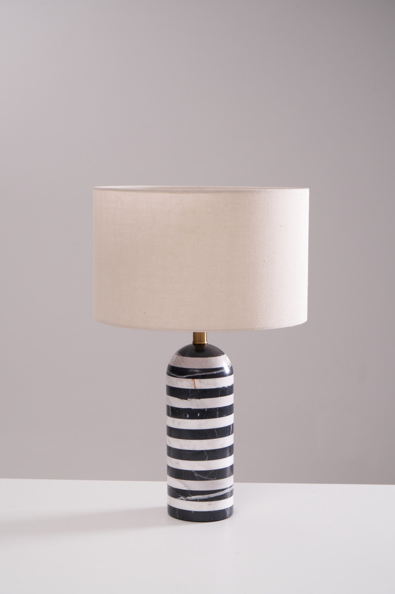 tuxedo-marble-table-lamp-anzaz--38