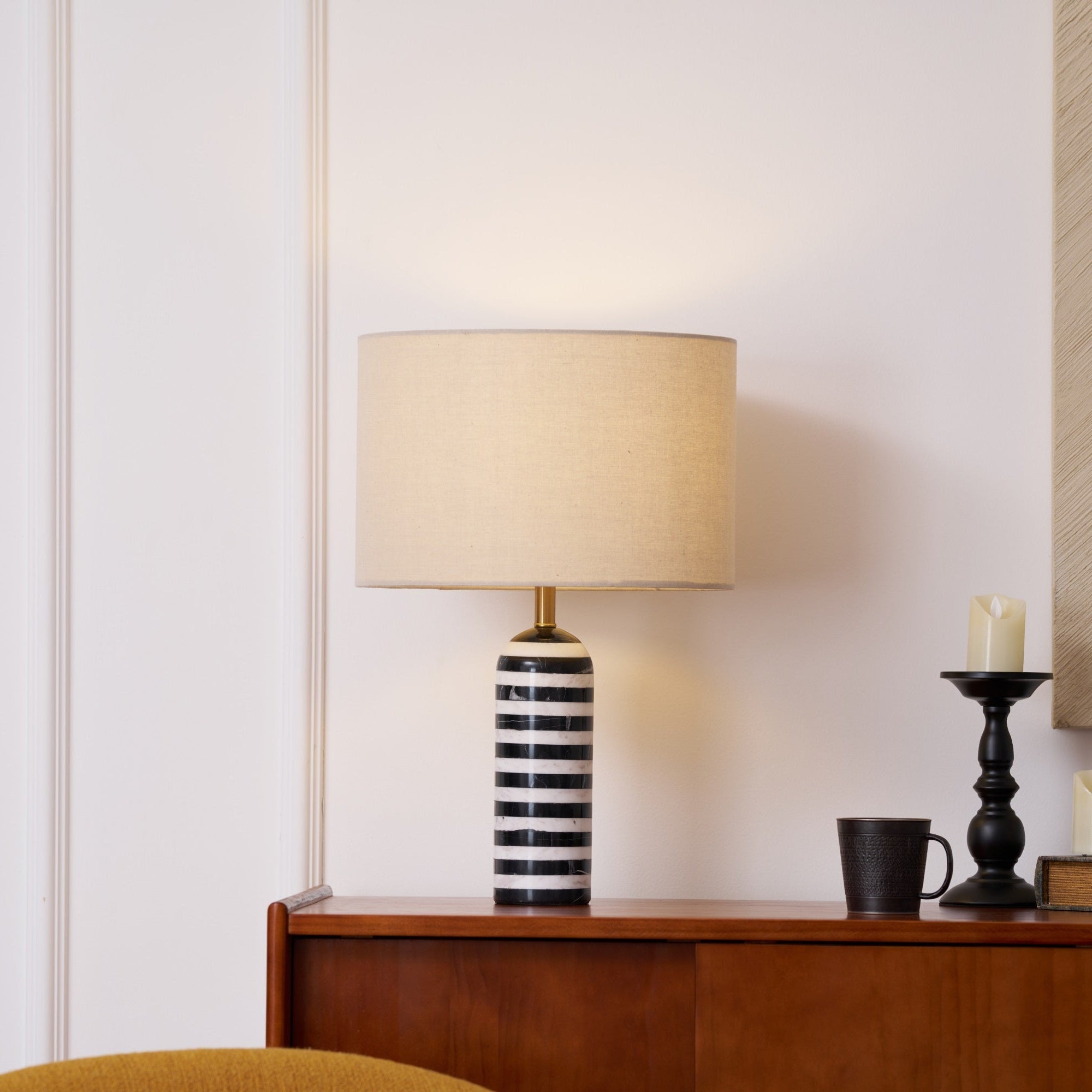 tuxedo-marble-table-lamp-anzaz--25
