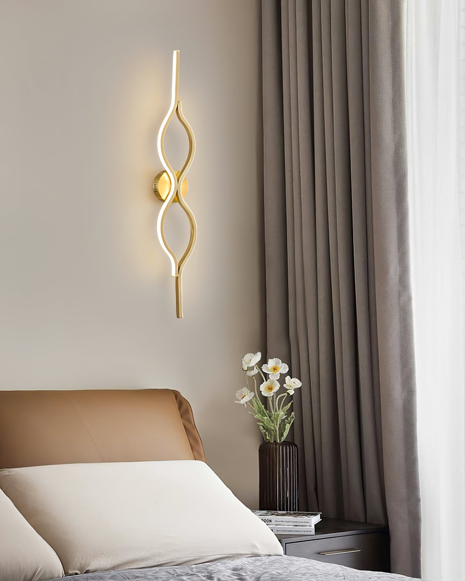twist-brass-wall-light-anzaz--4