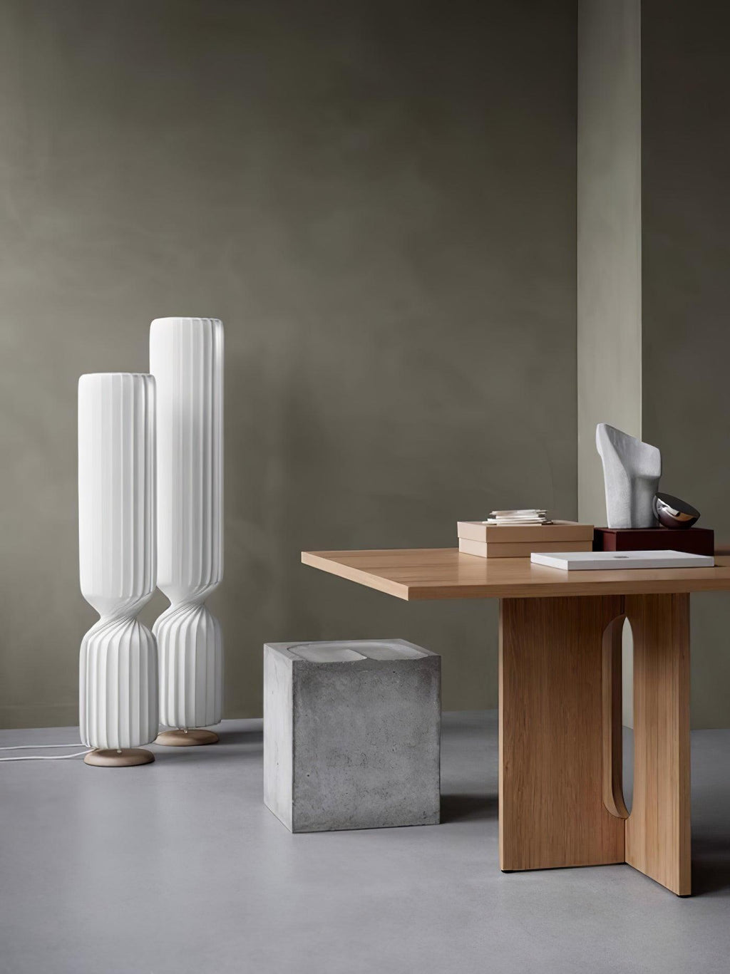 twist-floor-lamp-anzaz-White-11