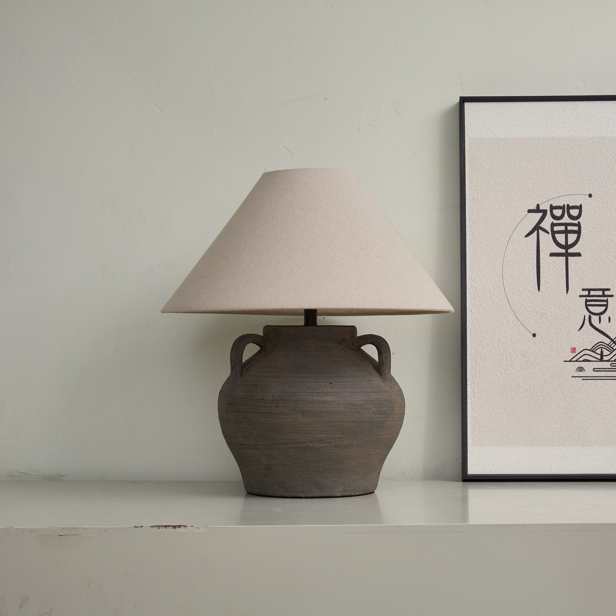 two-handled-ceramic-jar-table-lamp-anzaz--12