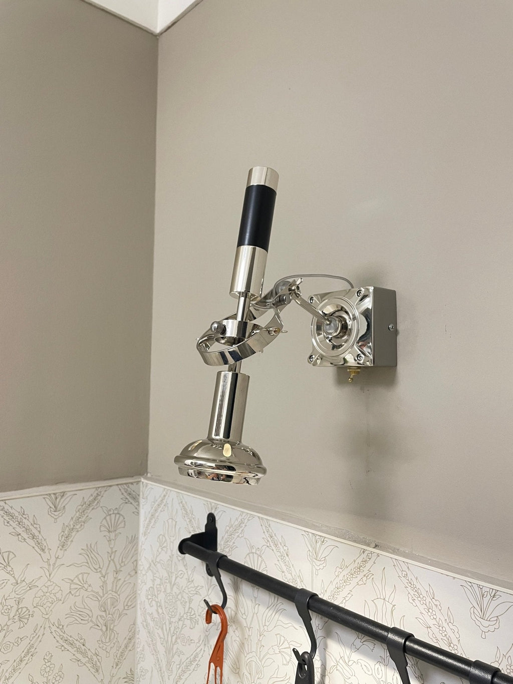 urban-edge-wall-lamp-anzaz--11