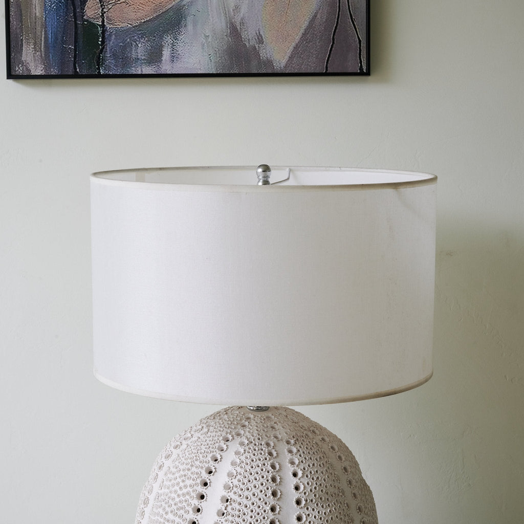 urchin-textured-ceramic-table-lamp-anzaz-White-8