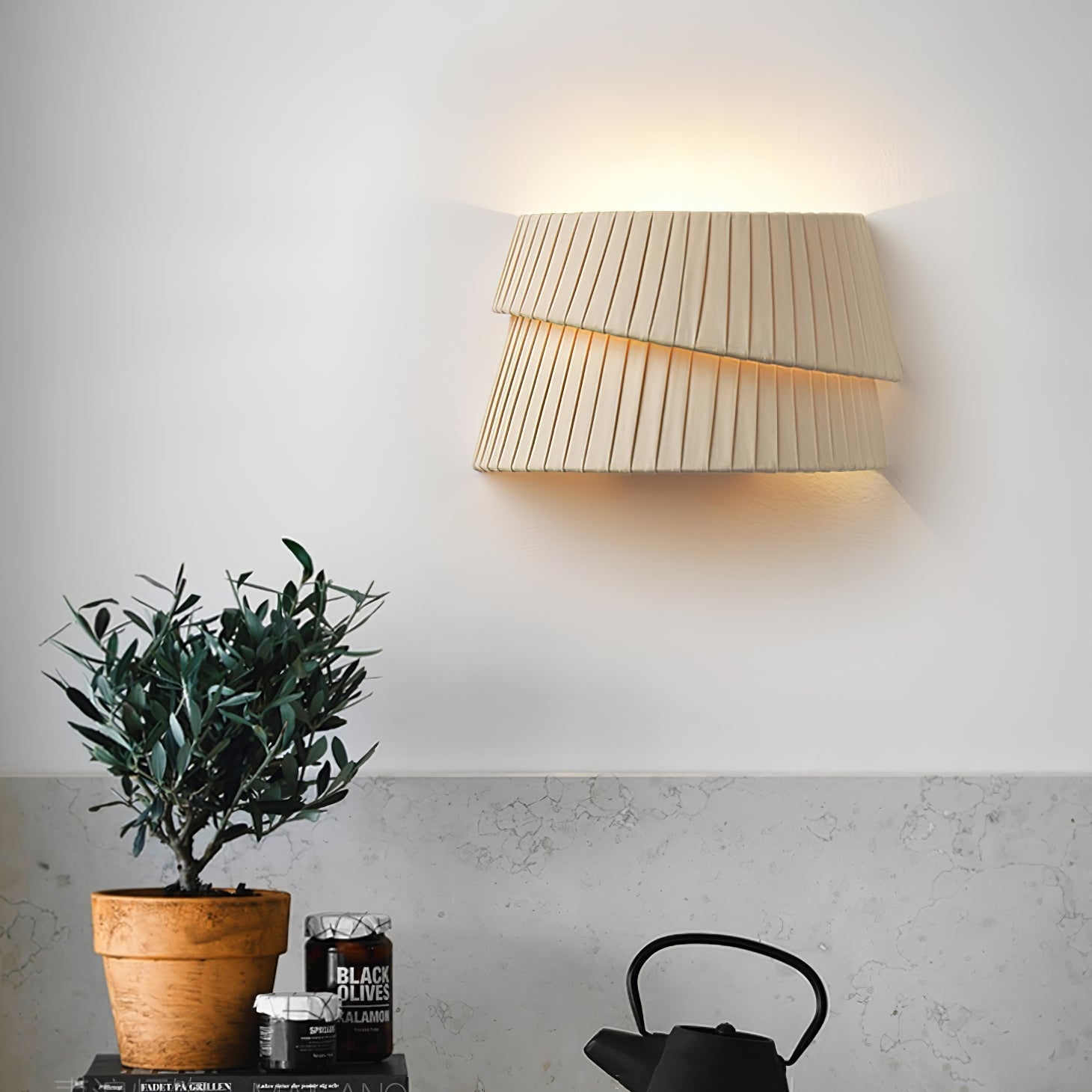 vela-twist-wall-lamp-anzaz--4