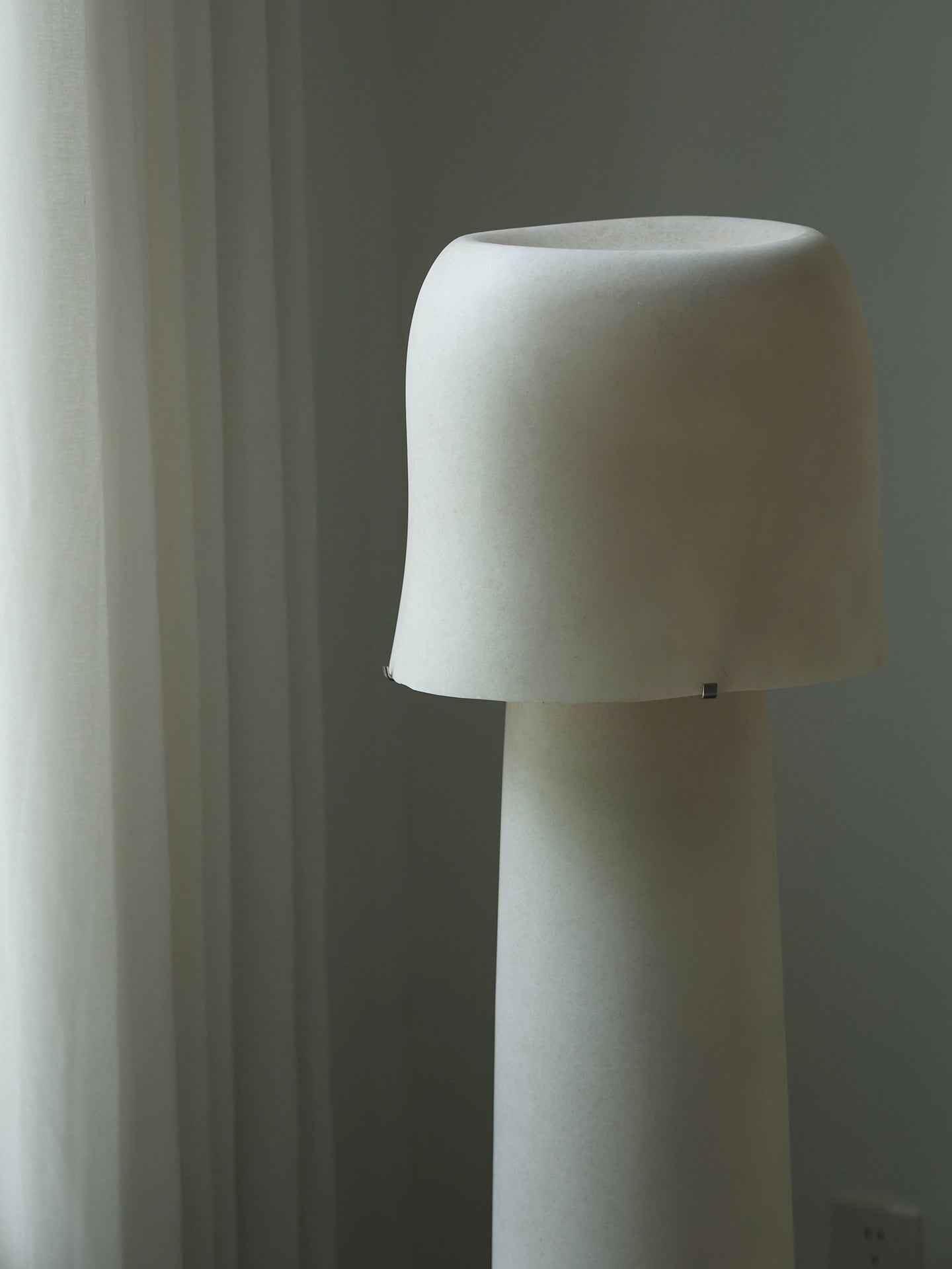 vellum-floor-lamp-anzaz--11