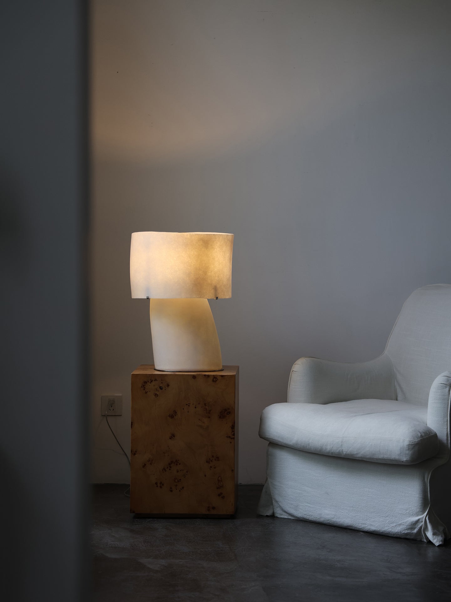 vellum-table-lamp-anzaz--68