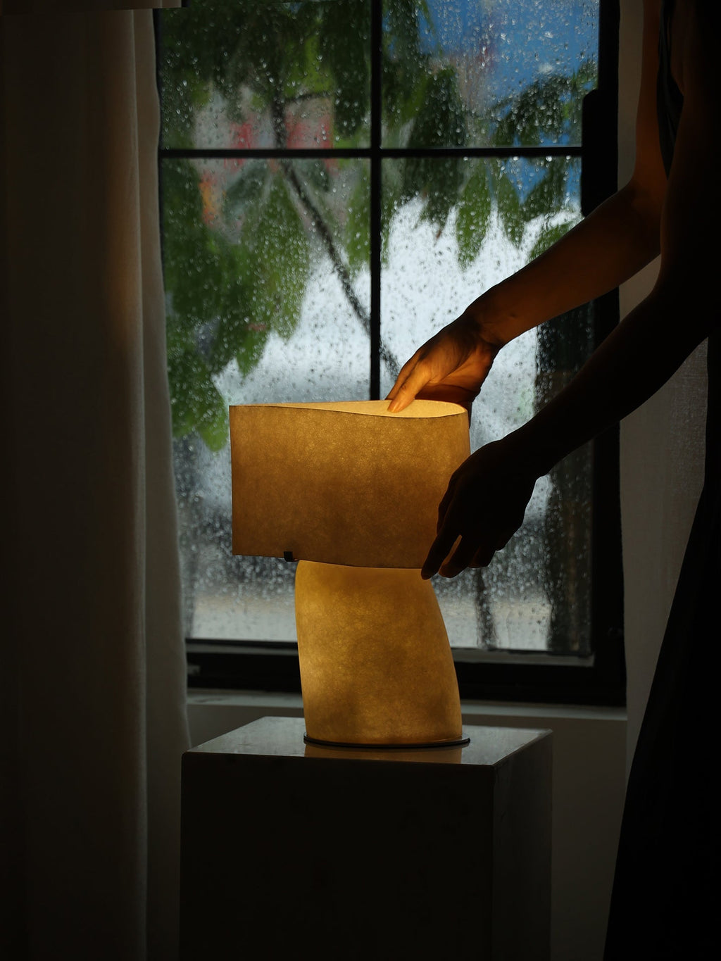 vellum-table-lamp-anzaz--42