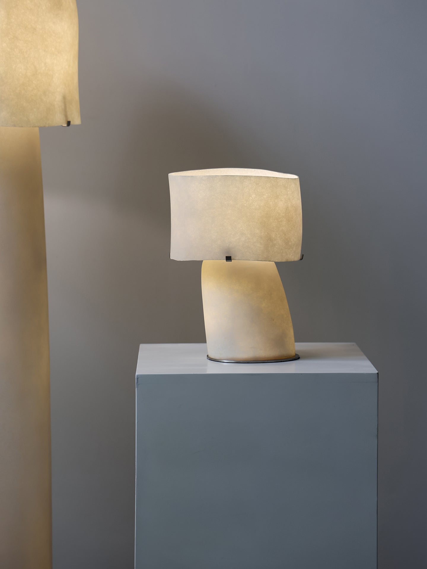 vellum-table-lamp-anzaz-White-5