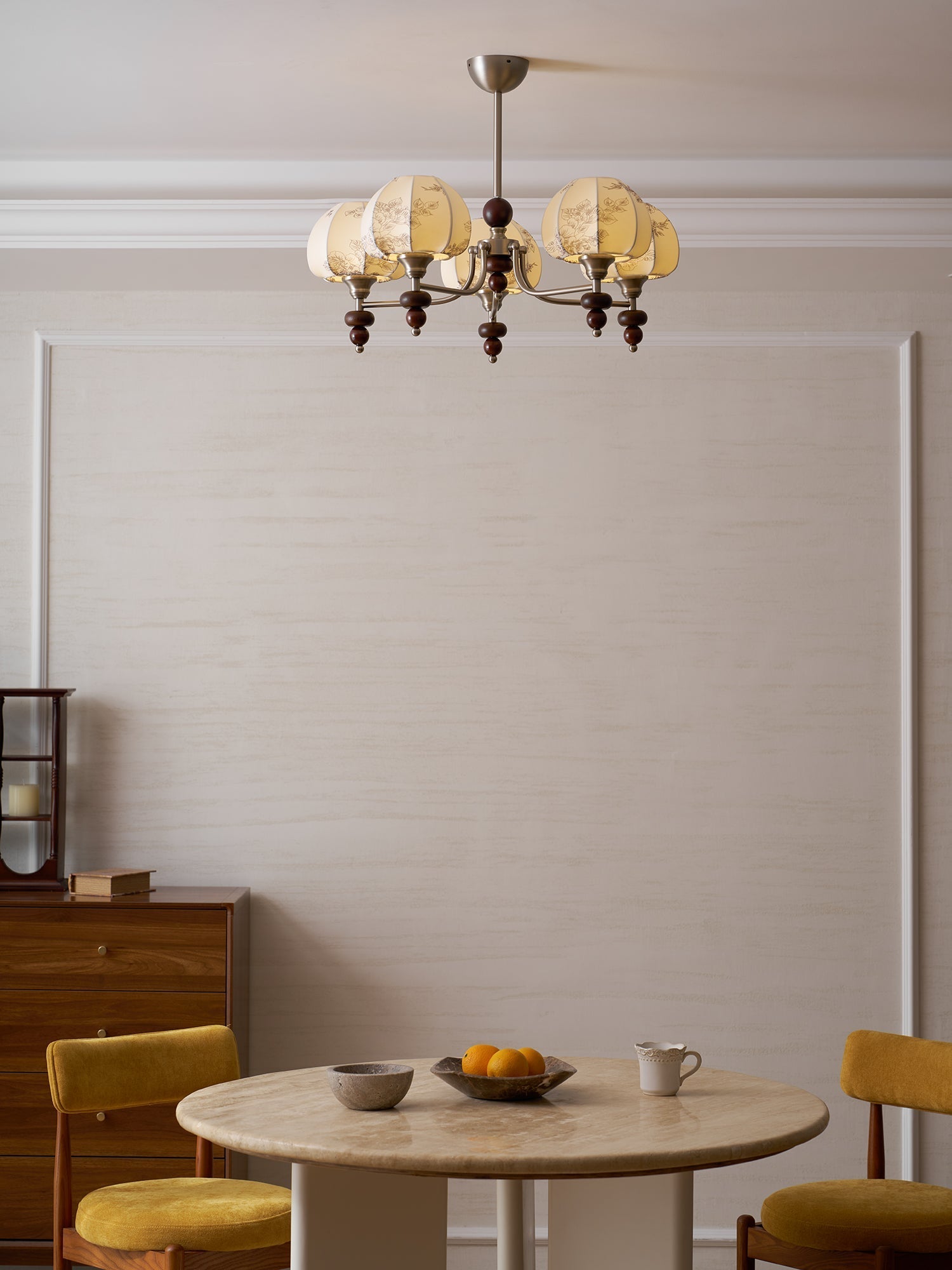 velvet-petal-chandelier-anzaz--16