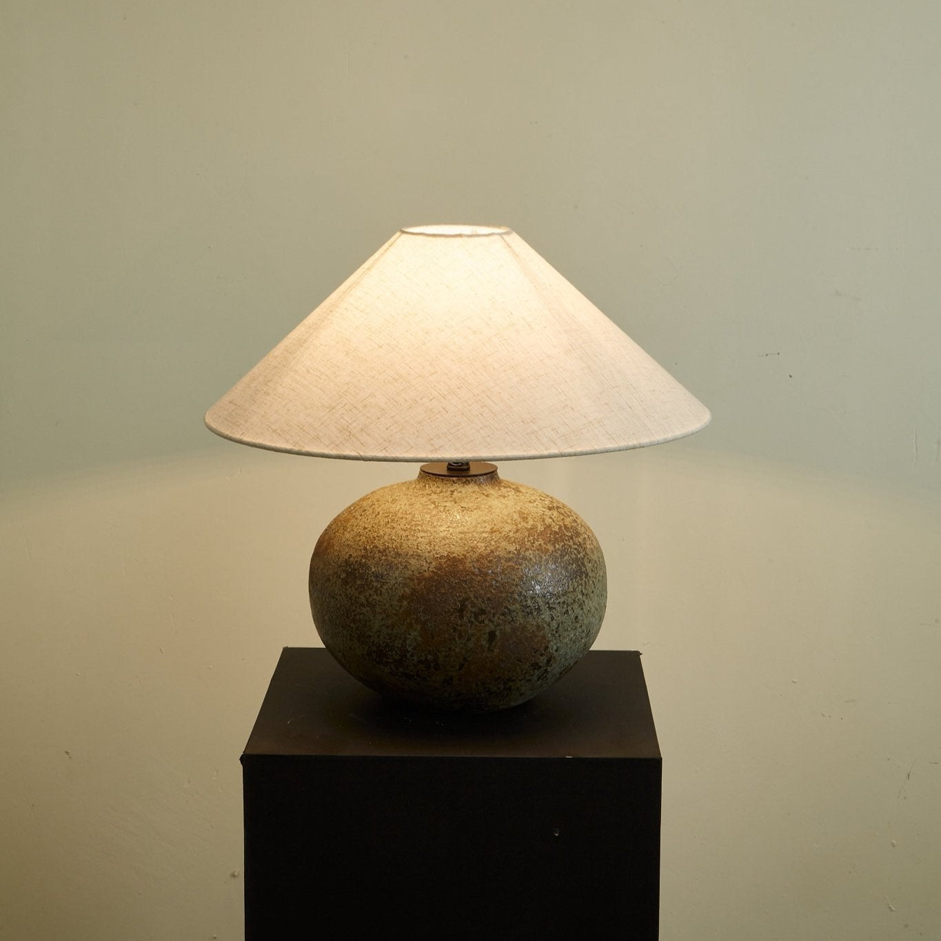 verdigris-echo-table-lamp-1-anzaz--7