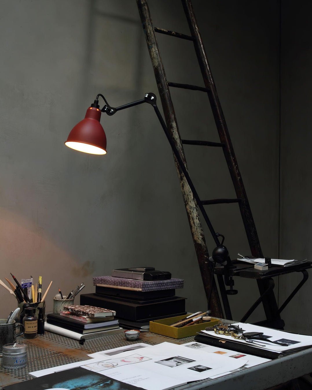 versa-glide-clamp-table-lamp-anzaz-White-3
