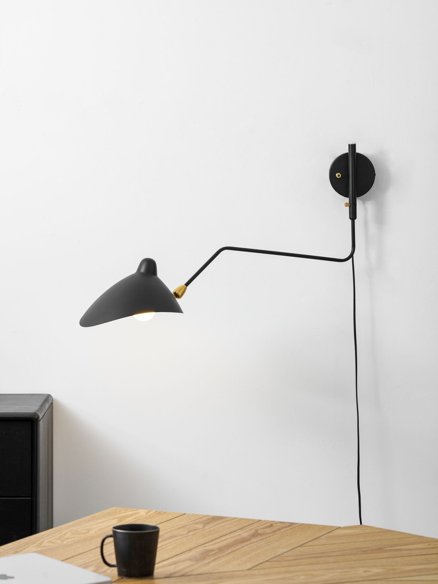serge-mouille-plug-in-wall-lamp-anzaz-Black-21