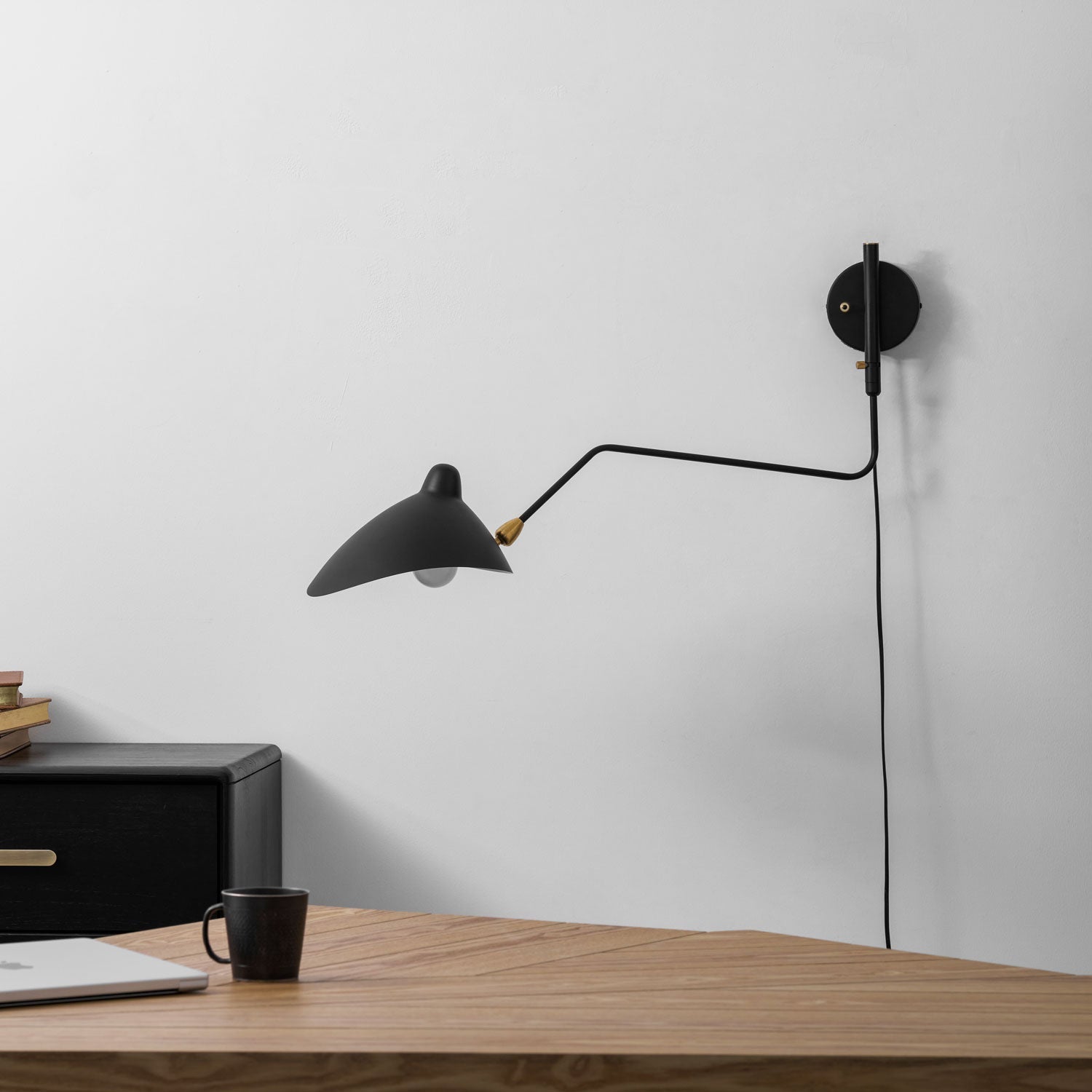serge-mouille-plug-in-wall-lamp-anzaz-White-26