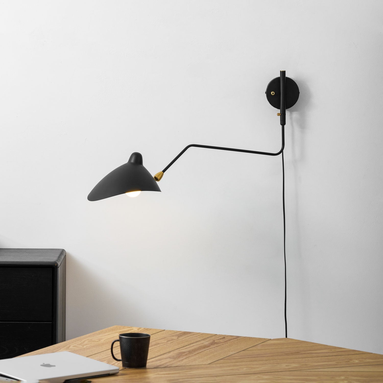 serge-mouille-plug-in-wall-lamp-anzaz-White-27