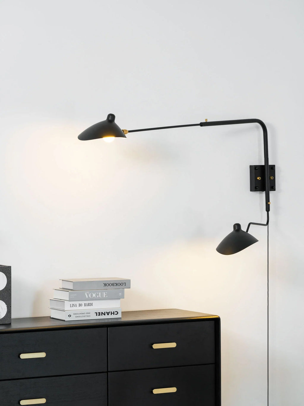 serge-mouille-plug-in-wall-lamp-anzaz-White-3