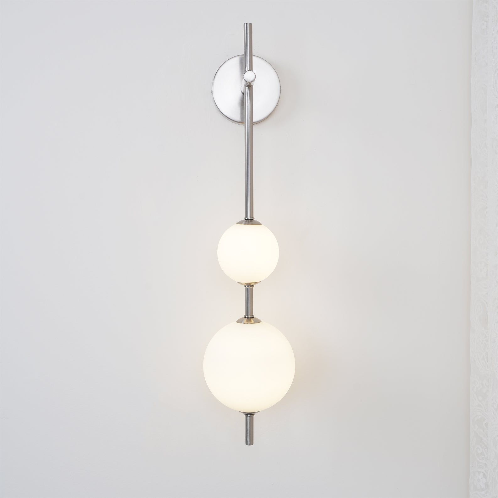 vertical-globe-plug-in-wall-lamp-anzaz-Black & Plastic ball-54