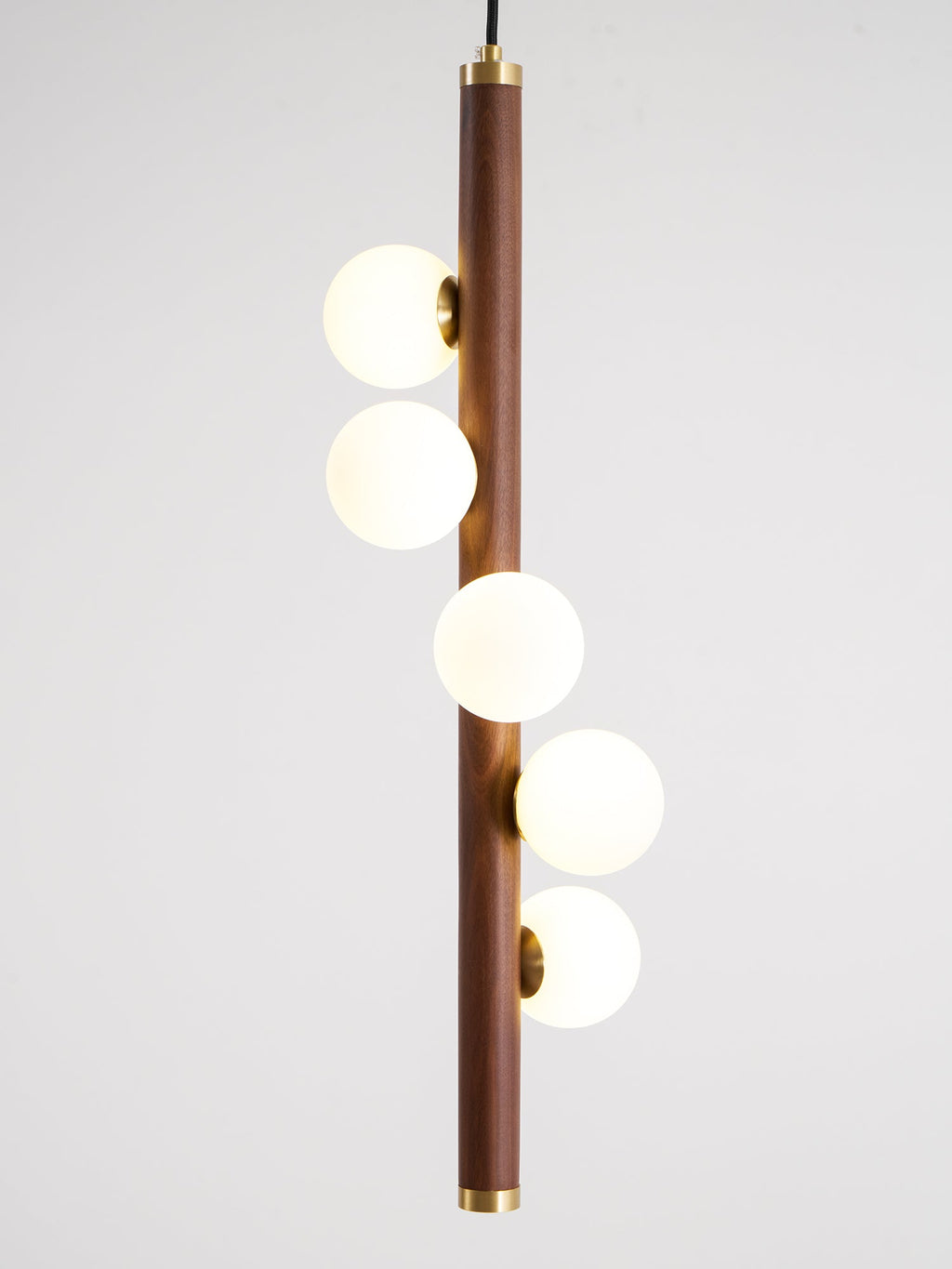 vertical-orb-timber-pendant-lamp-anzaz--32