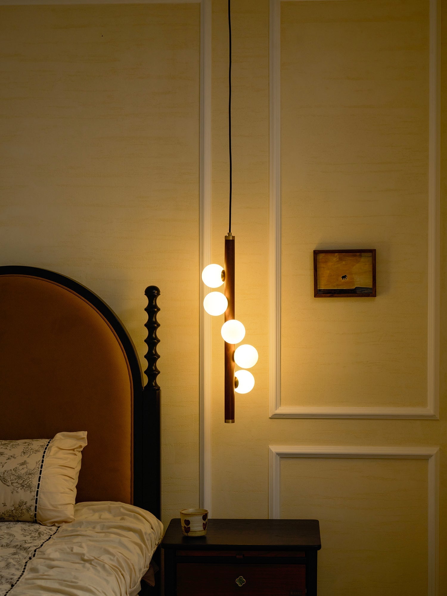 vertical-orb-timber-pendant-lamp-anzaz--16