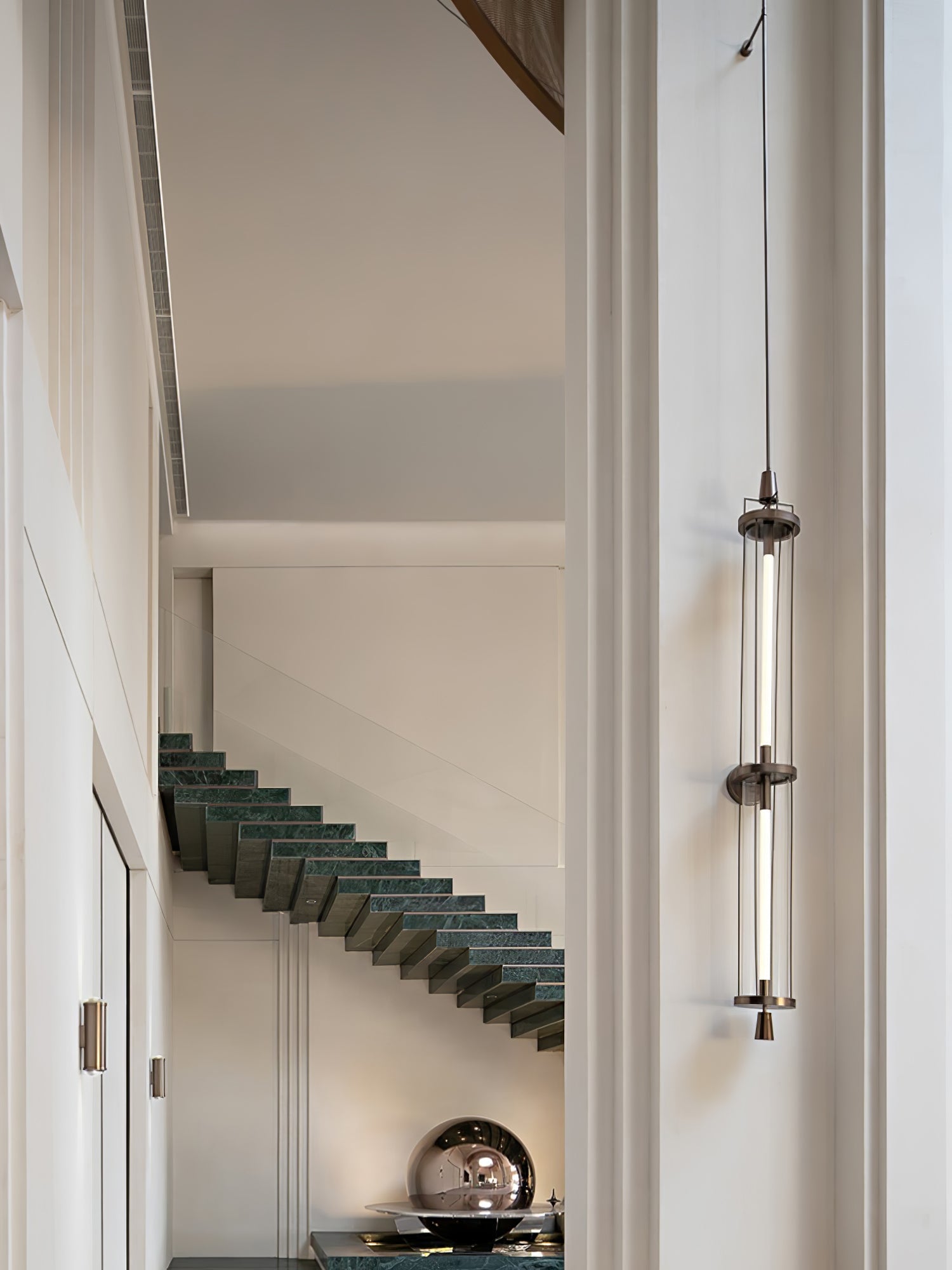 vertical-wall-sconce-anzaz--12