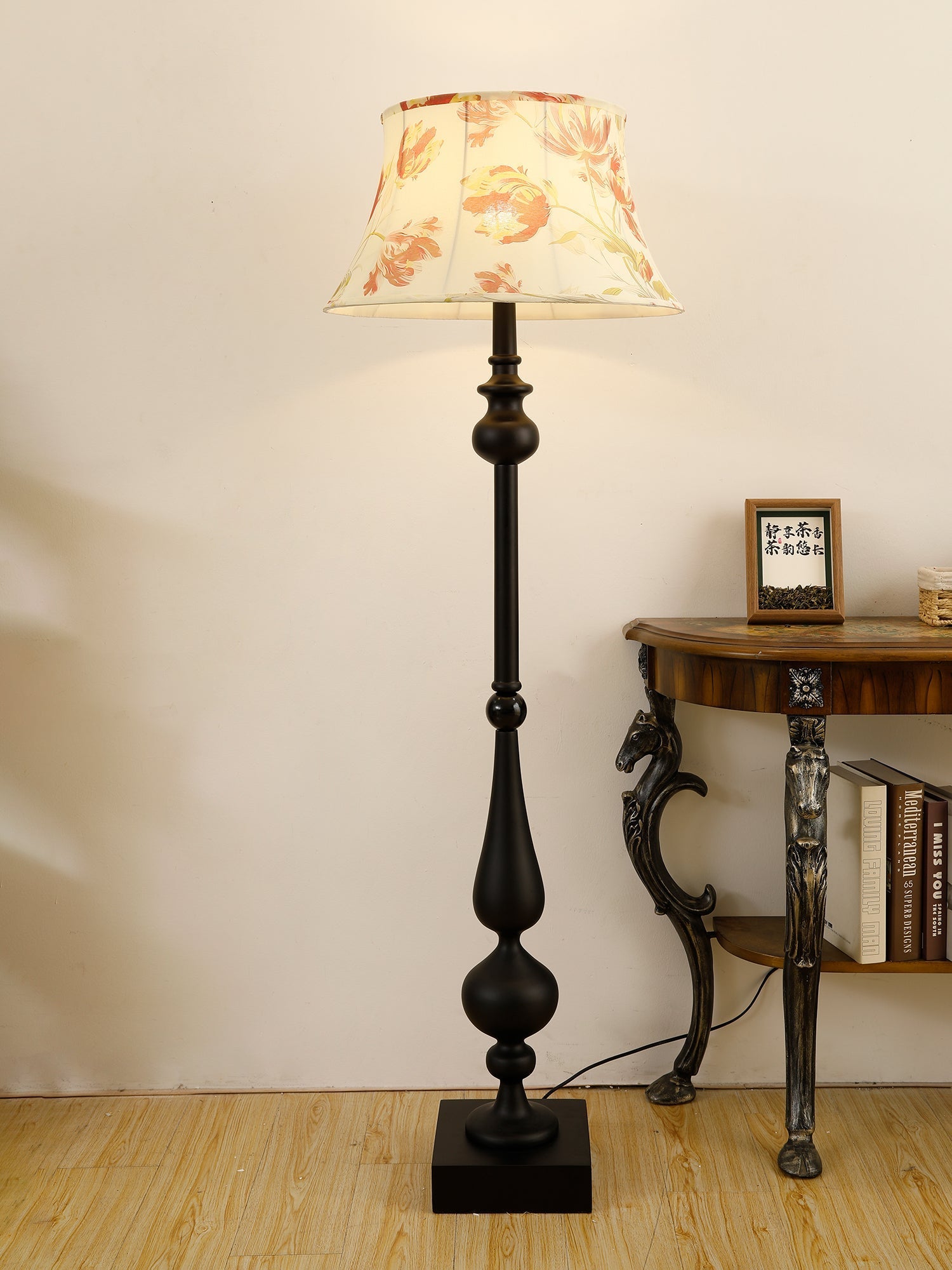 victoria-floor-lamp-anzaz--13