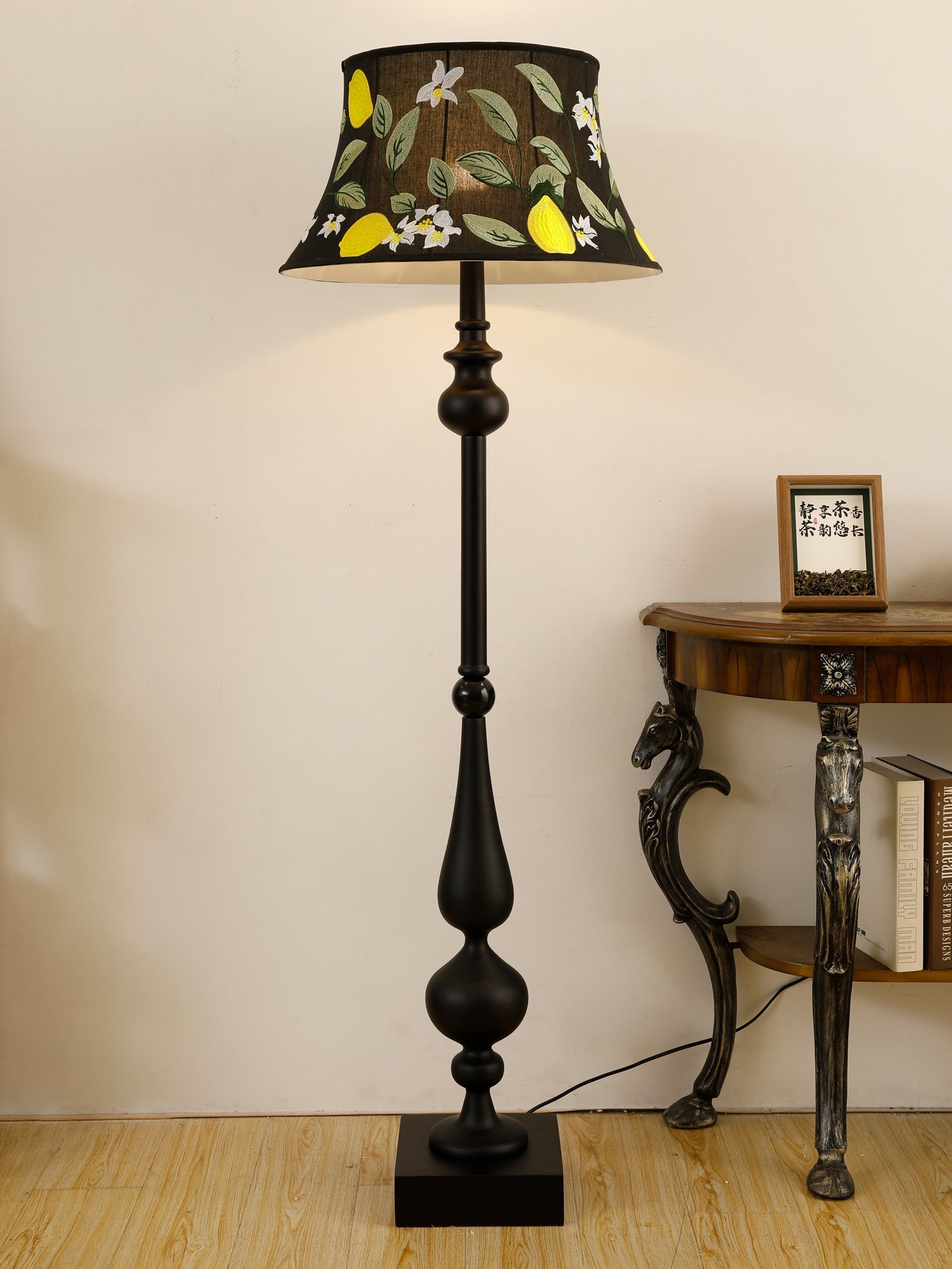 victoria-floor-lamp-anzaz--17
