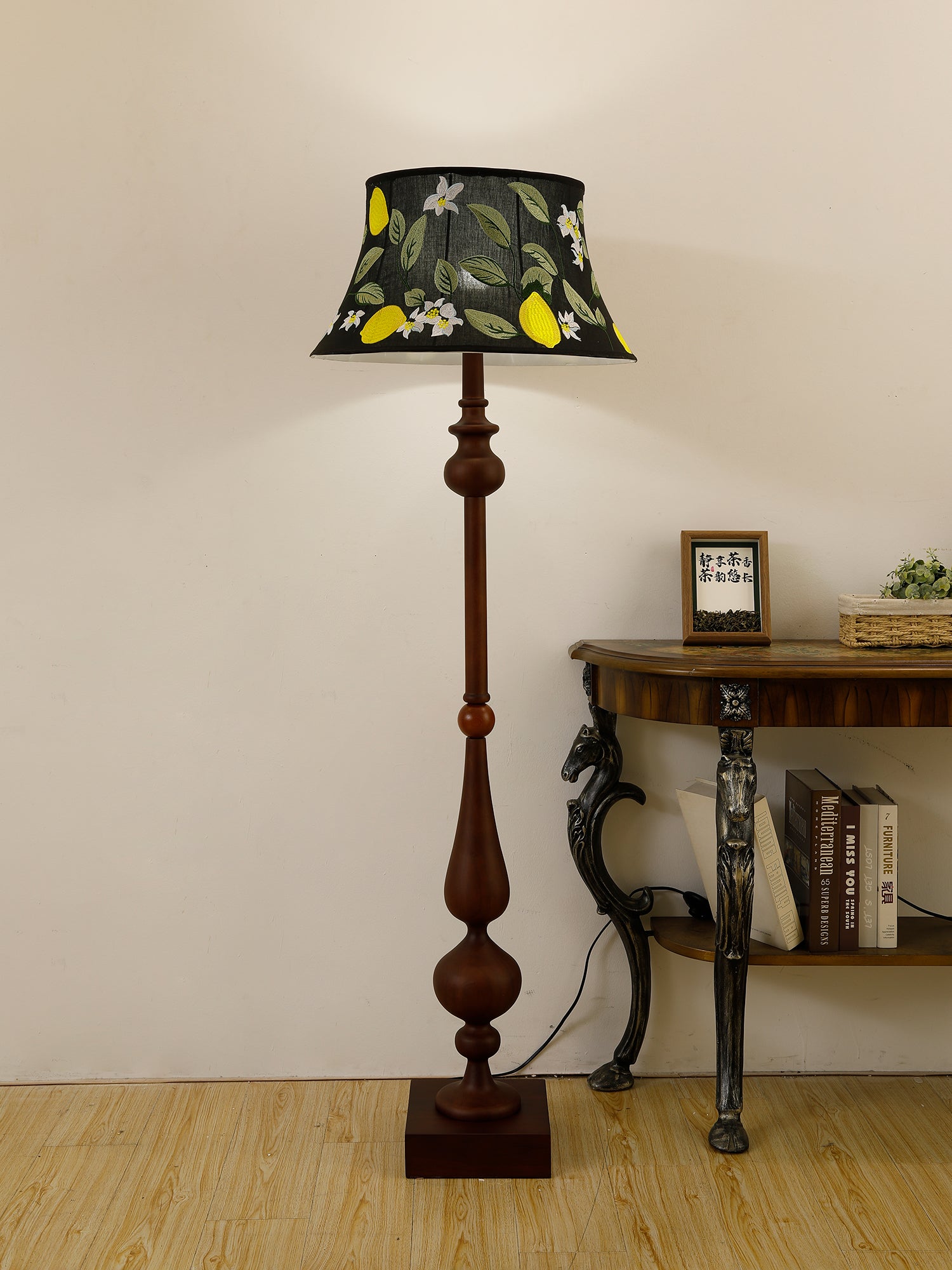 victoria-floor-lamp-anzaz-Walnut Color & Black-6