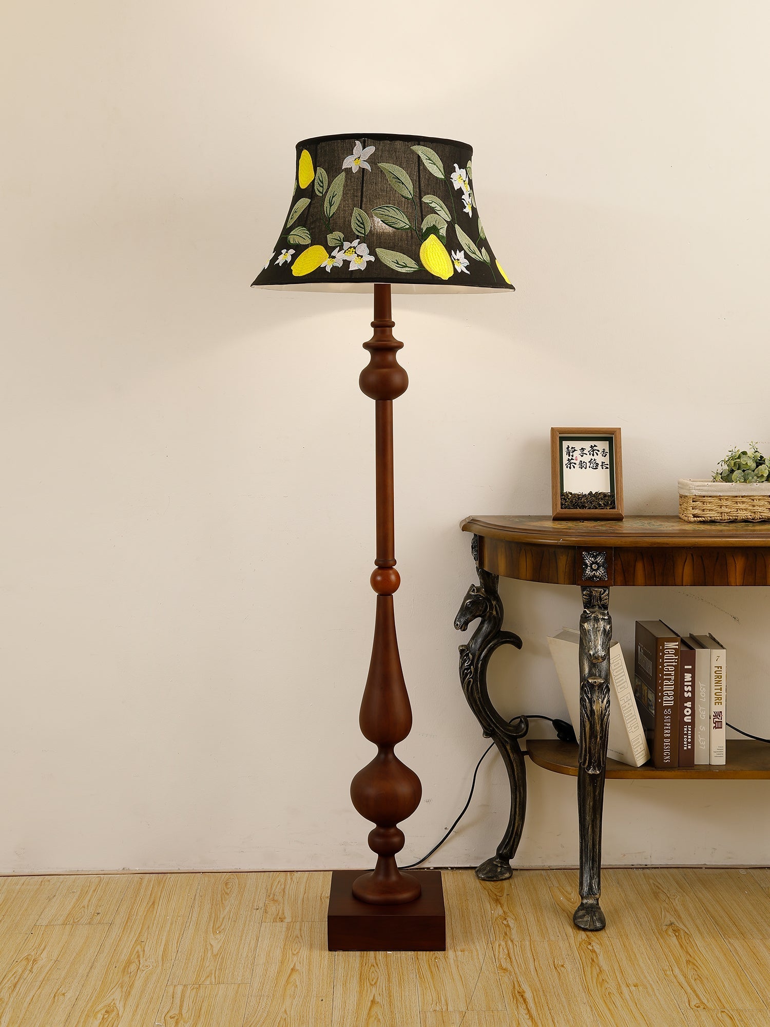 victoria-floor-lamp-anzaz-Walnut Color & Black-7