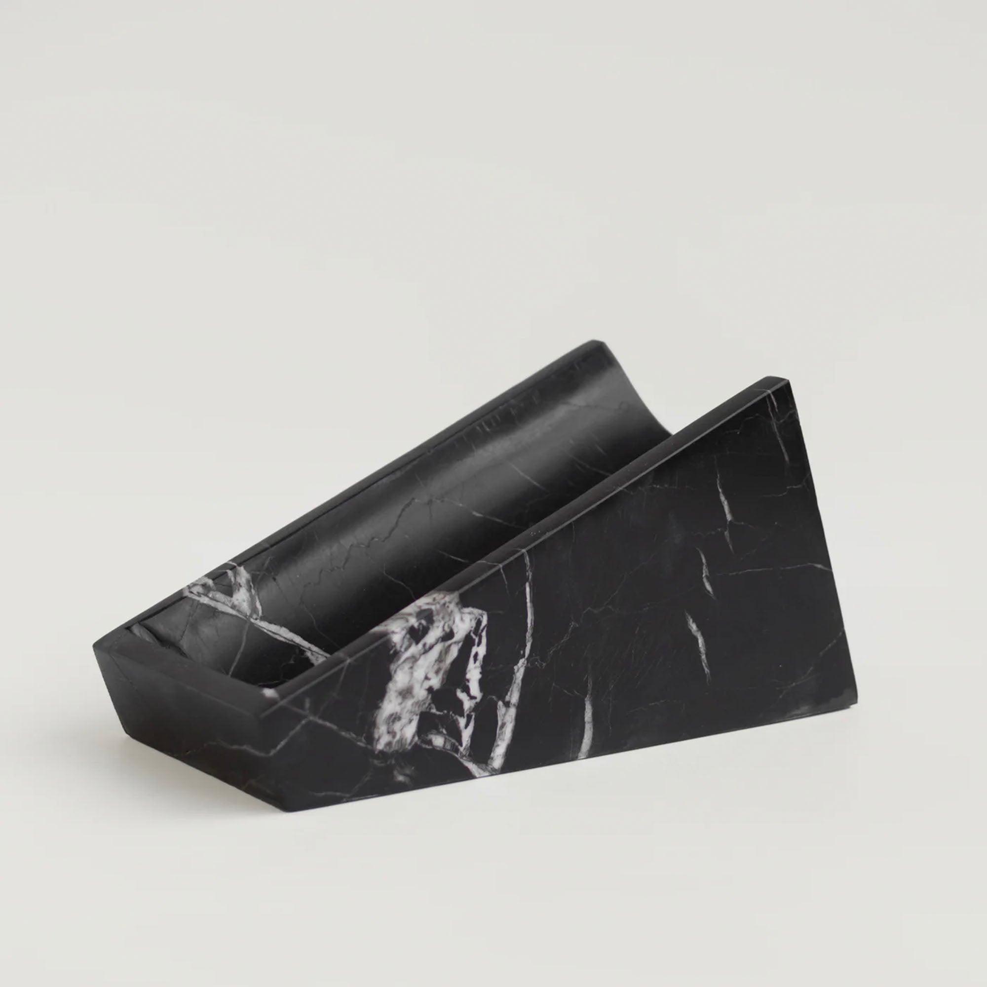 vino-cantilever-marble-stand-anzaz--13