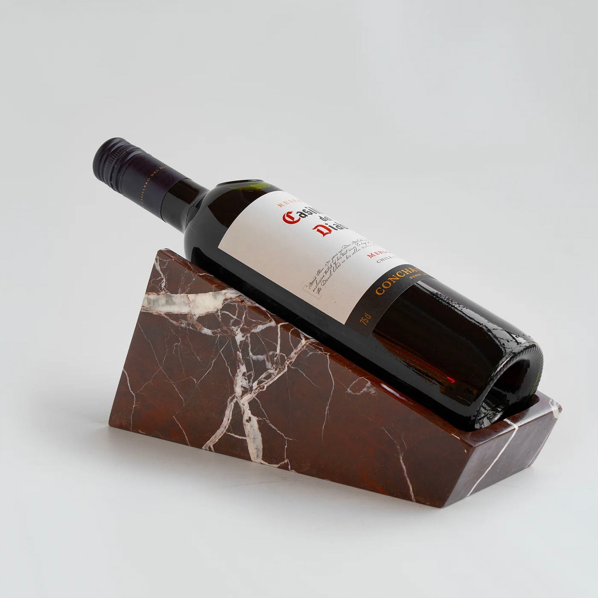 vino-cantilever-marble-stand-anzaz--6