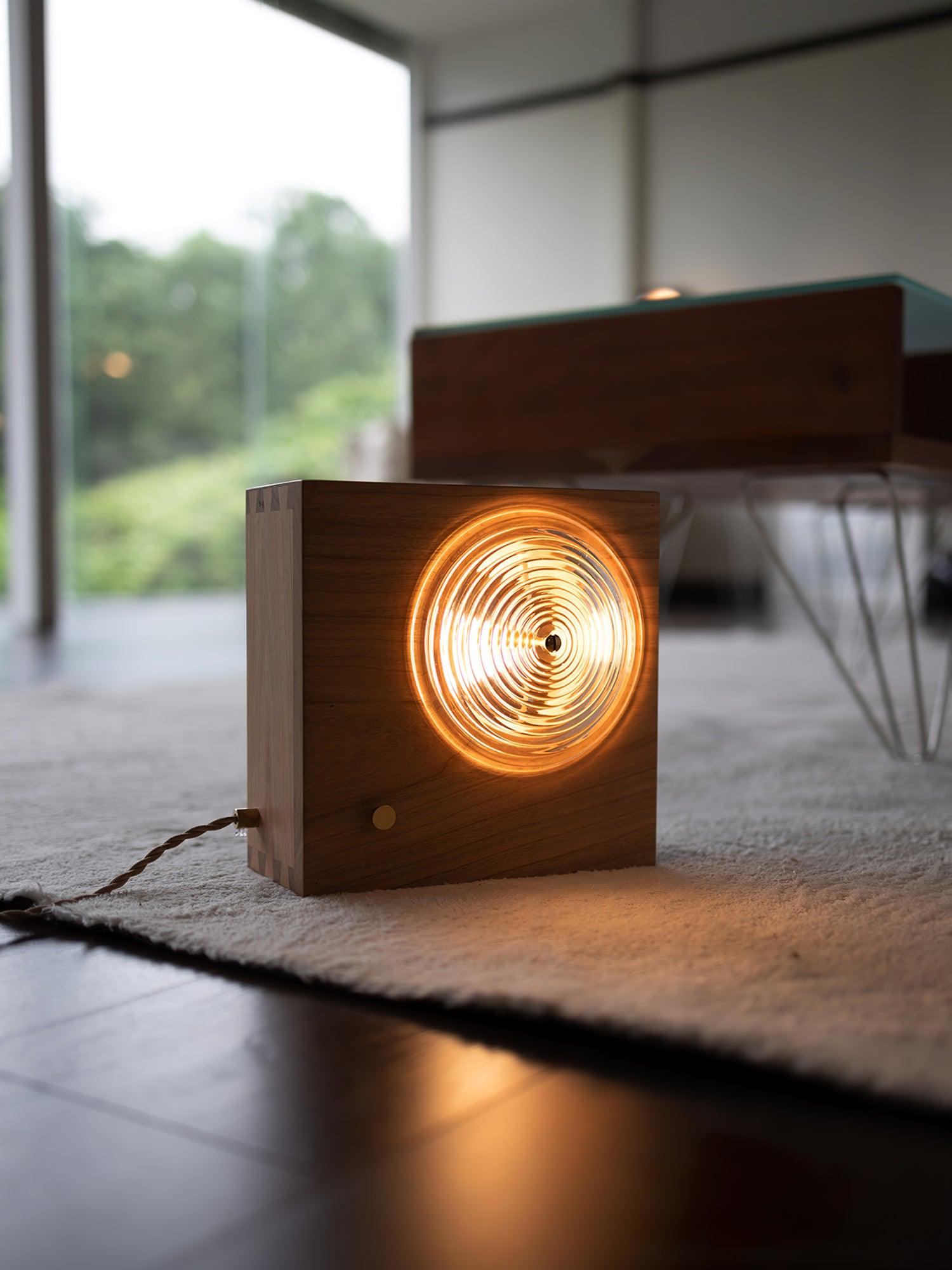 vintage-camera-wall-lamp-anzaz--5