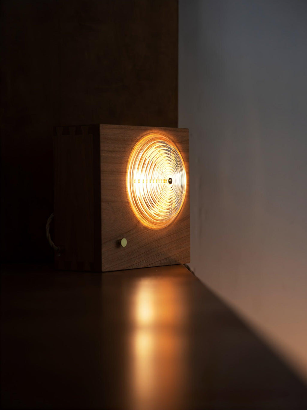 vintage-camera-wall-lamp-anzaz--7