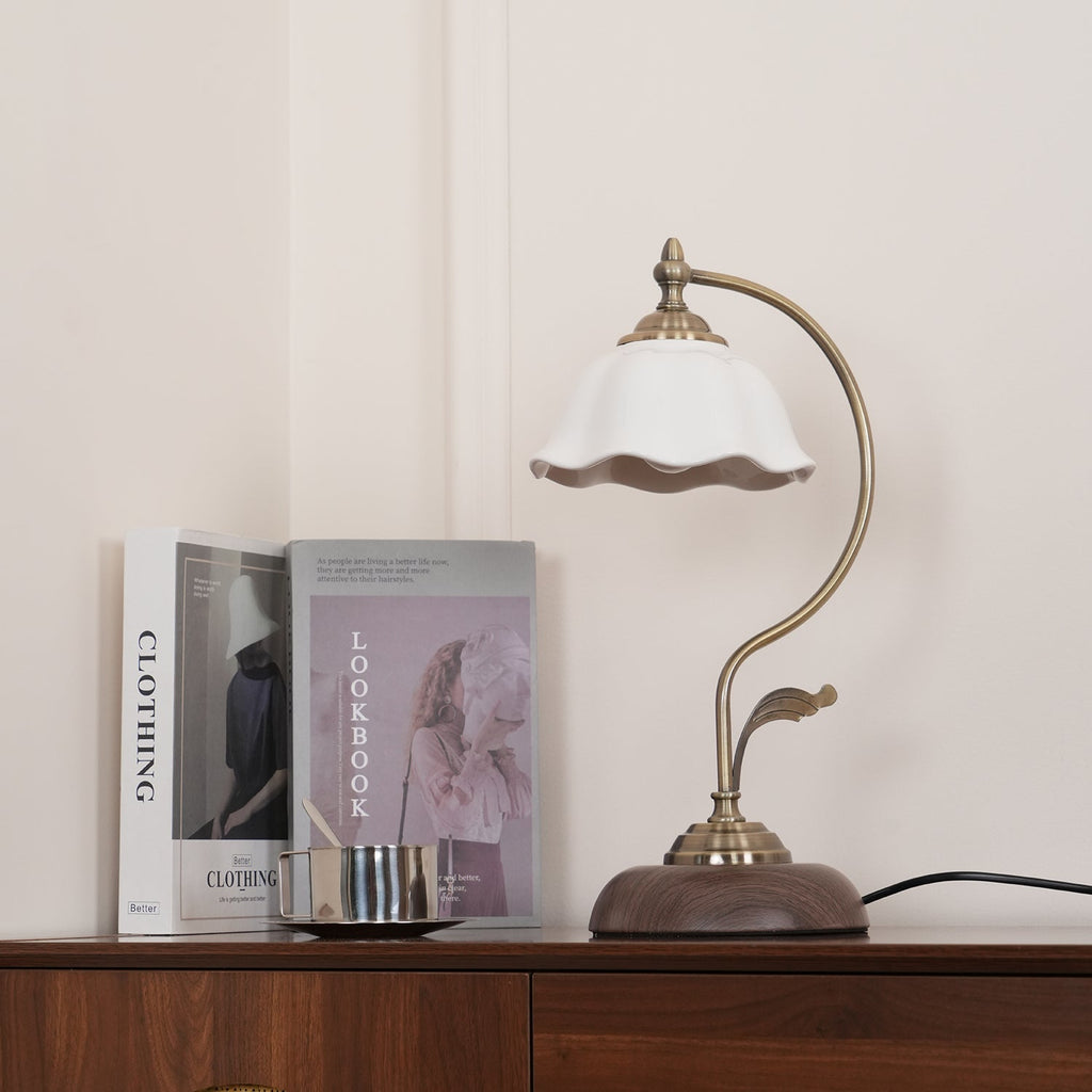 vintage-laiton-table-lamp-anzaz--25